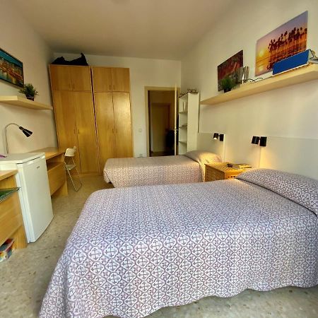 Barcelona Housing Recommend For Students Apartment Luaran gambar