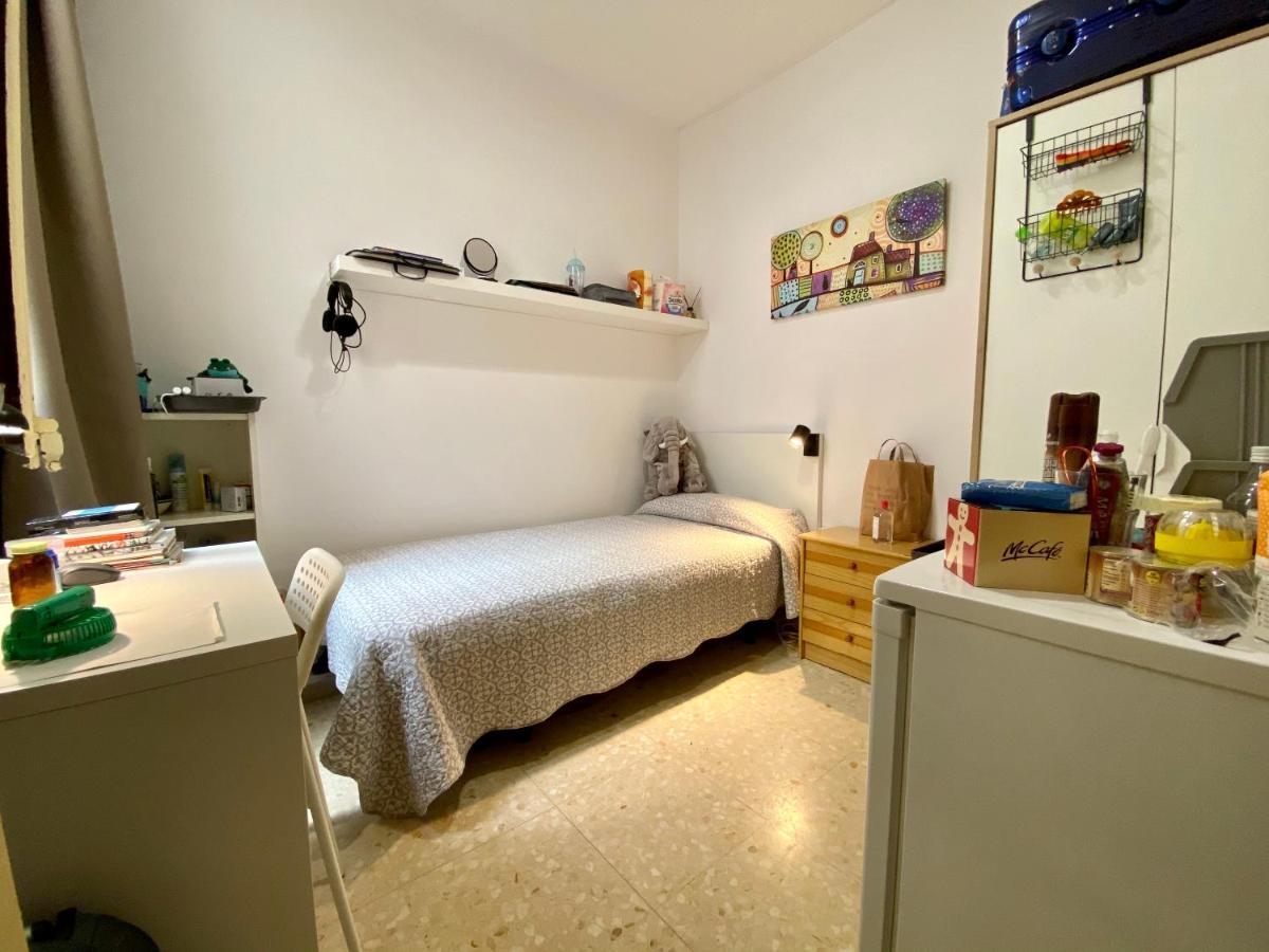 Barcelona Housing Recommend For Students Apartment Luaran gambar