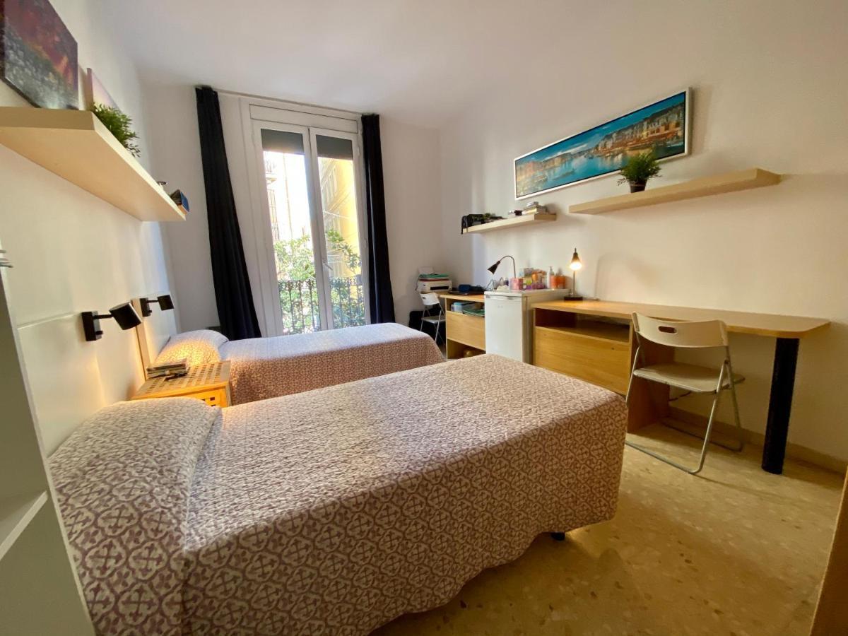 Barcelona Housing Recommend For Students Apartment Luaran gambar