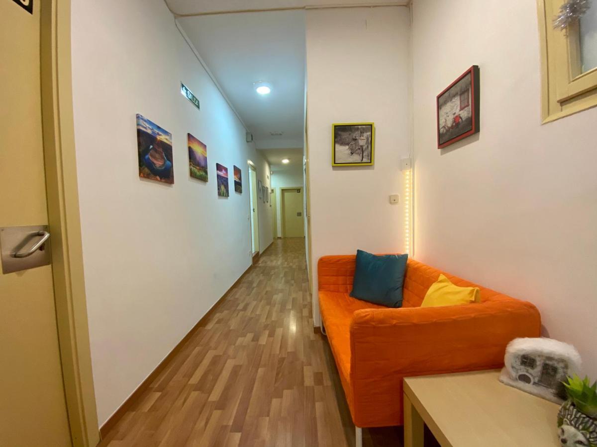 Barcelona Housing Recommend For Students Apartment Luaran gambar