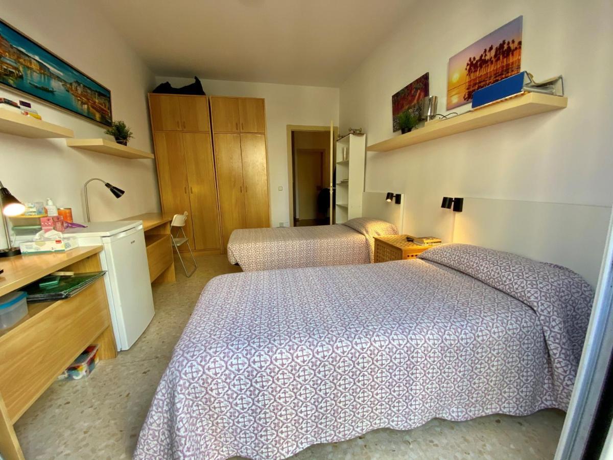 Barcelona Housing Recommend For Students Apartment Luaran gambar