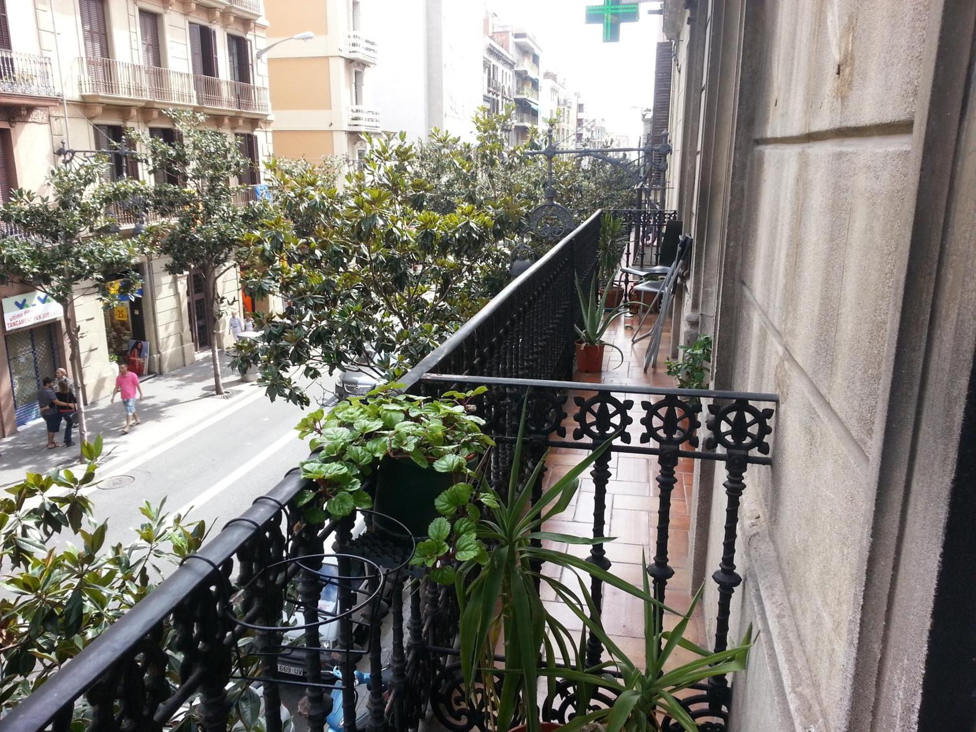 Barcelona Housing Recommend For Students Apartment Luaran gambar